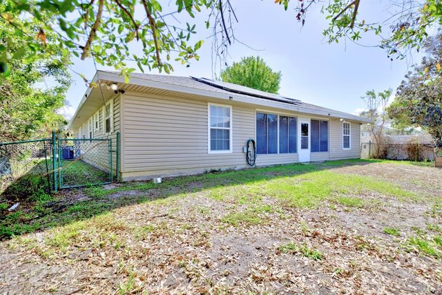 1521 Lancia Avenue, Sebring, FL 33872