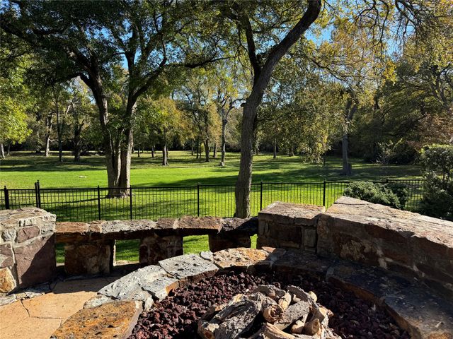 4735 Stonehollow Way, Dallas, TX 75287