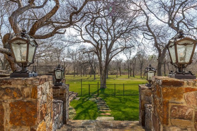 4735 Stonehollow Way, Dallas, TX 75287