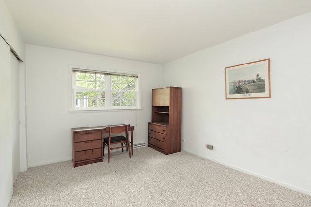 1504 Sequoia Trail, Glenview, IL 60025