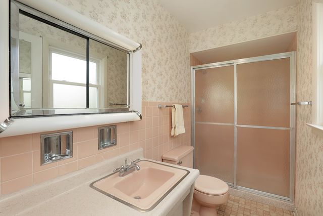 1504 Sequoia Trail, Glenview, IL 60025