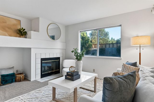 3504 Misty Morning Cir, Sacramento, CA 95827