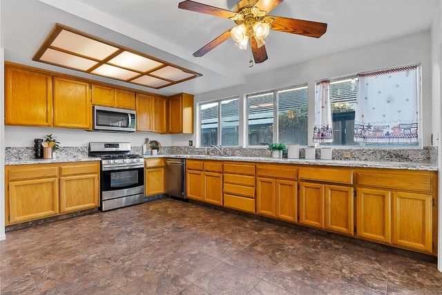 3504 Misty Morning Cir, Sacramento, CA 95827