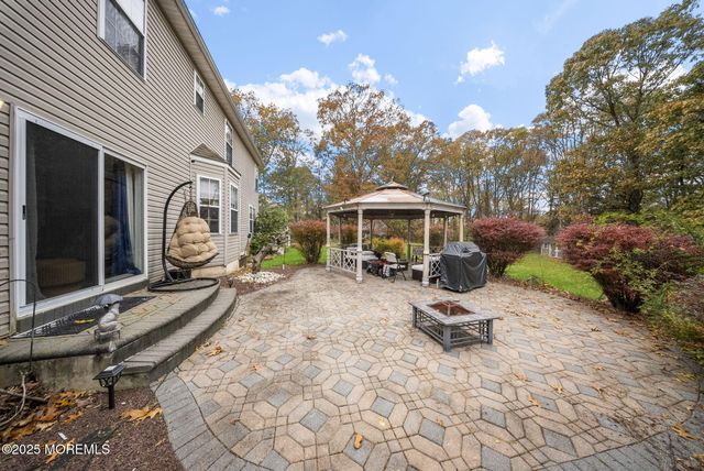 378 Sapphire Drive, Jackson, NJ 08527