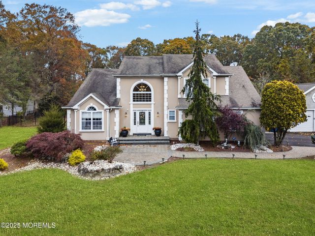 378 Sapphire Drive, Jackson, NJ 08527