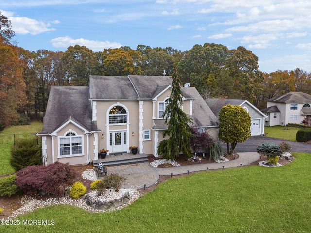 378 Sapphire Drive, Jackson, NJ 08527