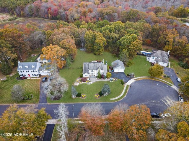 378 Sapphire Drive, Jackson, NJ 08527