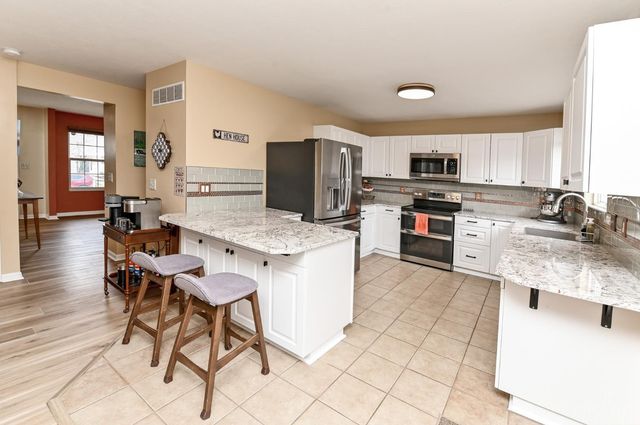 1470 Stableview Circle, Hamilton Twp, OH 45039