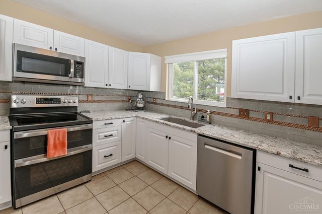 1470 Stableview Circle, Hamilton Twp, OH 45039