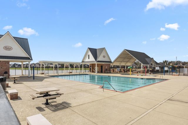 9402 Wheatfield Lane, Rosenberg, TX 77469