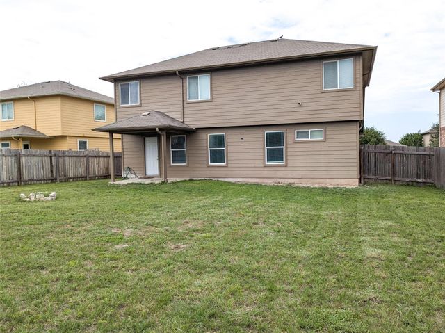 108 Lavaca LOOP, Hutto, TX 78634