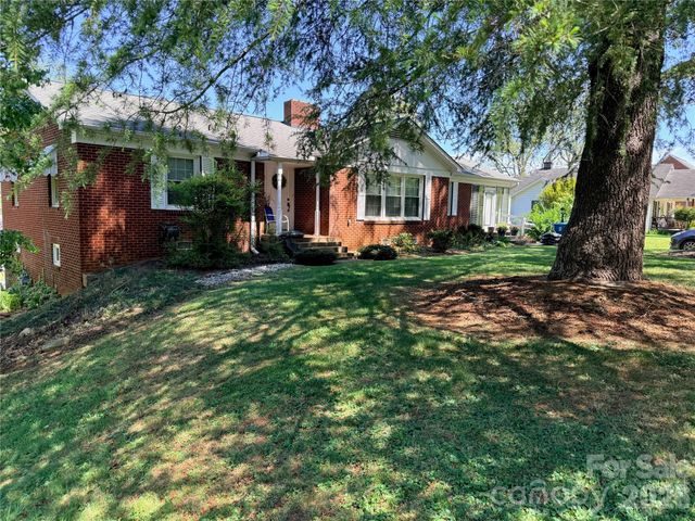 261 Old Caroleen Road, Forest City, NC 28043