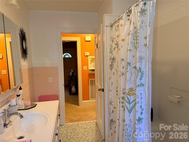 261 Old Caroleen Road, Forest City, NC 28043