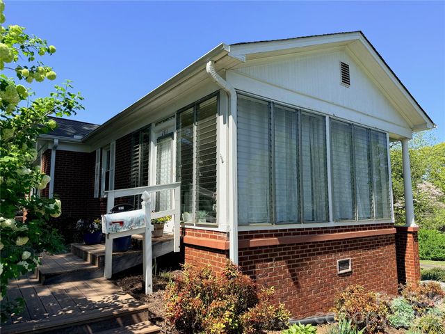 261 Old Caroleen Road, Forest City, NC 28043