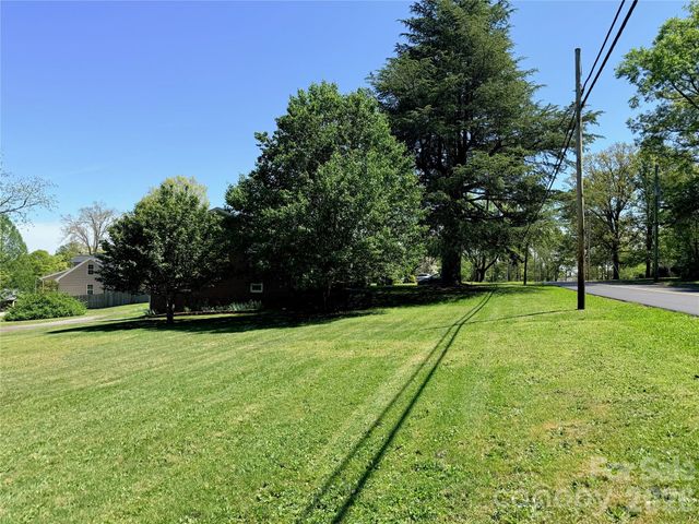 261 Old Caroleen Road, Forest City, NC 28043