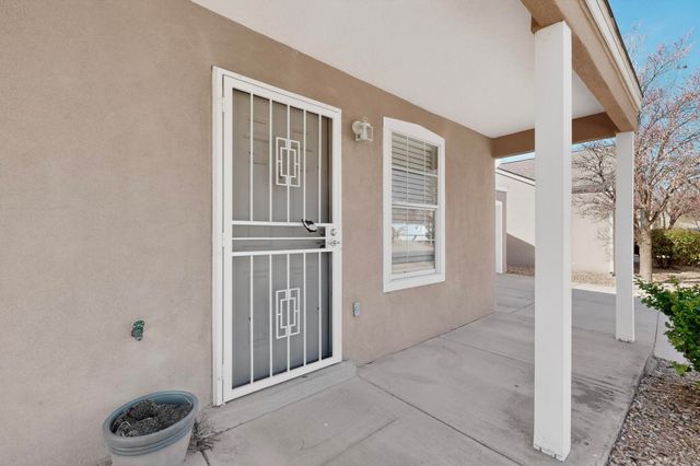 10727 Hatch Drive NW, Albuquerque, NM 87114