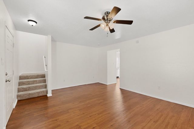 10727 Hatch Drive NW, Albuquerque, NM 87114