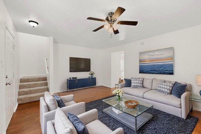 10727 Hatch Drive NW, Albuquerque, NM 87114