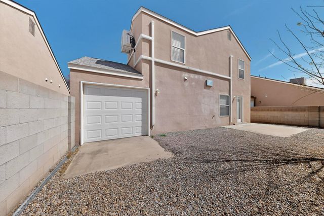 10727 Hatch Drive NW, Albuquerque, NM 87114