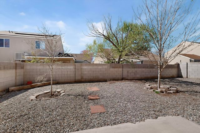 10727 Hatch Drive NW, Albuquerque, NM 87114