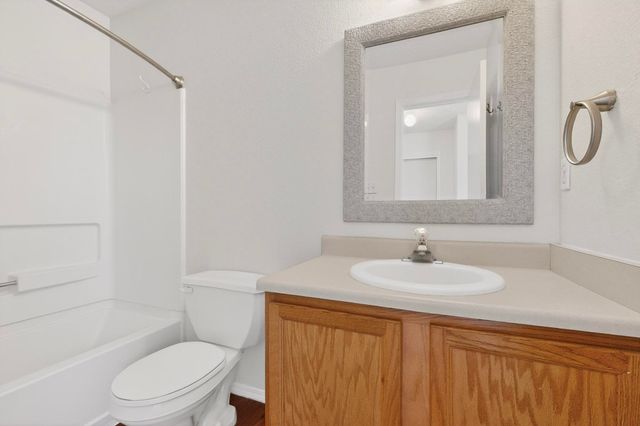 10727 Hatch Drive NW, Albuquerque, NM 87114