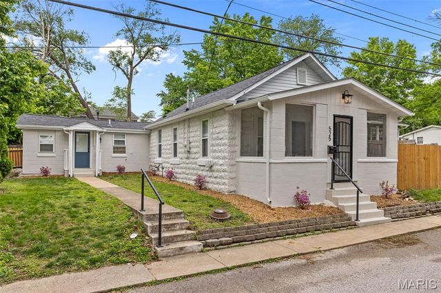 525 S Adams Street, Festus, MO 63028
