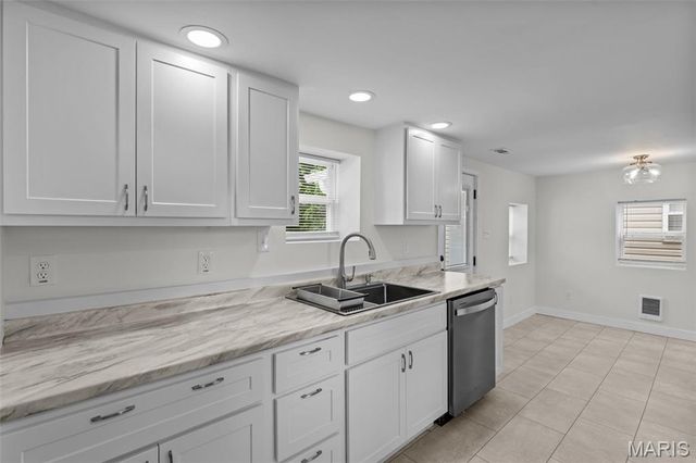 525 S Adams Street, Festus, MO 63028