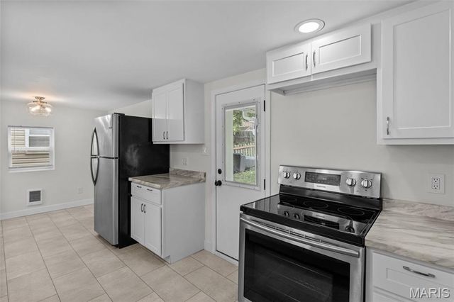 525 S Adams Street, Festus, MO 63028