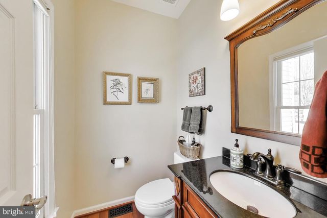 5094 LEATHERBACK RD, Woodbridge, VA 22193