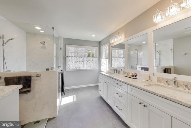 5094 LEATHERBACK RD, Woodbridge, VA 22193