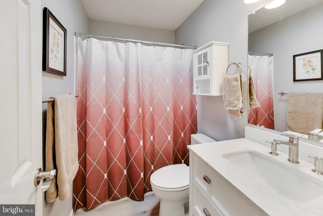 5094 LEATHERBACK RD, Woodbridge, VA 22193