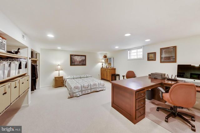 5094 LEATHERBACK RD, Woodbridge, VA 22193