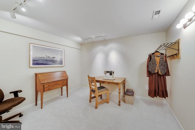 5094 LEATHERBACK RD, Woodbridge, VA 22193