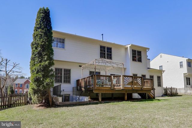 5094 LEATHERBACK RD, Woodbridge, VA 22193