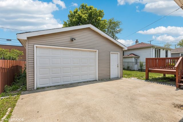 929 Greenbay Avenue, Calumet City, IL 60409