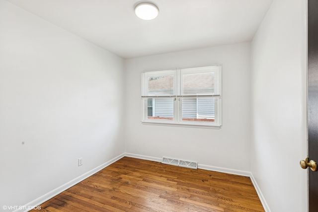 929 Greenbay Avenue, Calumet City, IL 60409