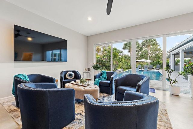 139 Shores Pointe Drive, Jupiter, FL 33458