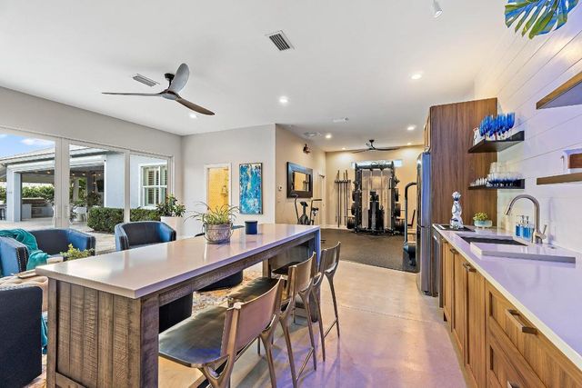 139 Shores Pointe Drive, Jupiter, FL 33458