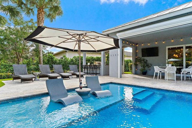 139 Shores Pointe Drive, Jupiter, FL 33458