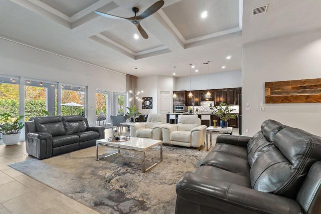 139 Shores Pointe Drive, Jupiter, FL 33458