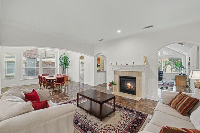 9895 Carriage Hill Lane, Frisco, TX 75035