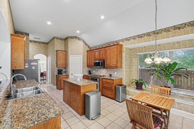 9895 Carriage Hill Lane, Frisco, TX 75035