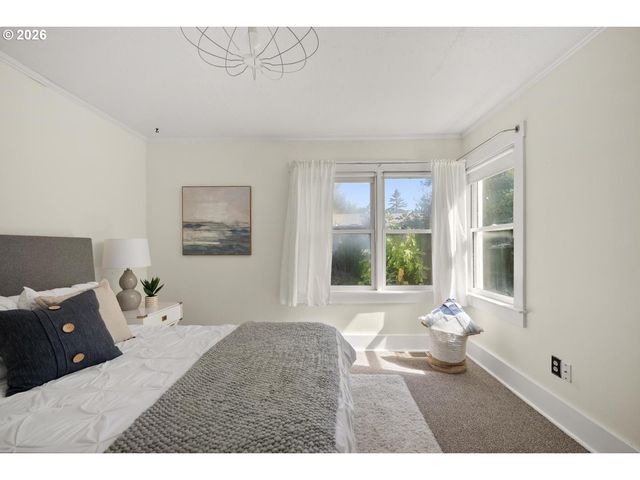 4030 Ne 79TH Ave, Portland, OR 97213