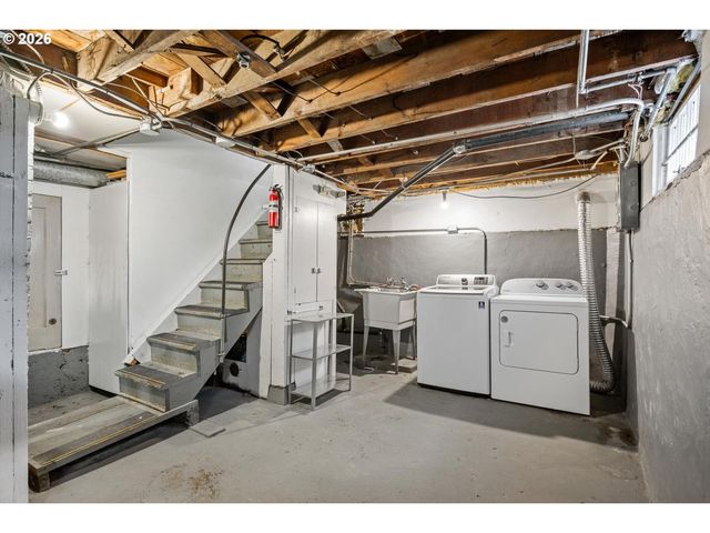 4030 Ne 79TH Ave, Portland, OR 97213