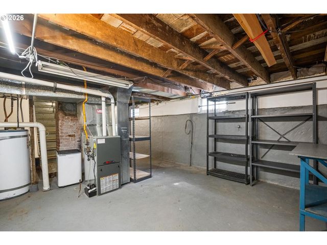 4030 Ne 79TH Ave, Portland, OR 97213