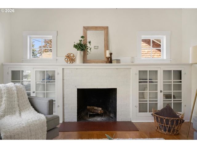 4030 Ne 79TH Ave, Portland, OR 97213