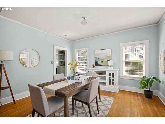 4030 Ne 79TH Ave, Portland, OR 97213