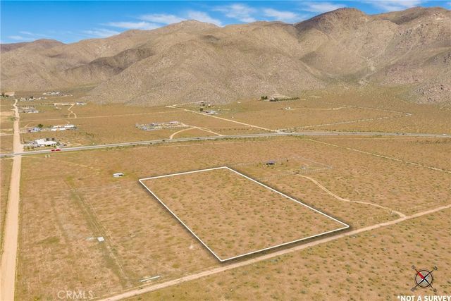 1 Las Piedras, Apple Valley, CA 92308