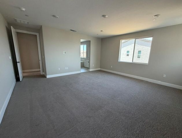 8171 Craiglee Way, Elk Grove, CA 95757