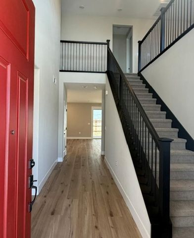 8171 Craiglee Way, Elk Grove, CA 95757